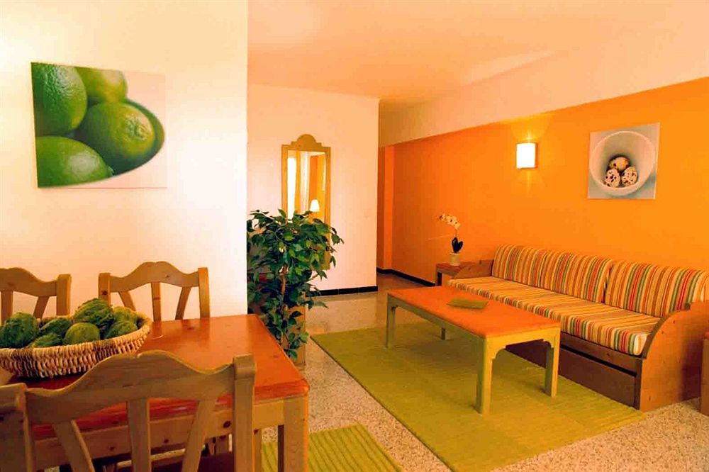 Niu D´aus Aparthotel Portopetro